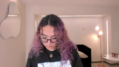 Snapshot of loiseharper chatting on 16, 5, 2026 Loise online show from 16, 5, 2026