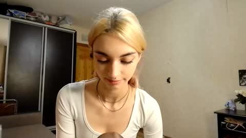 Amelia online show from 12, 10, 2025