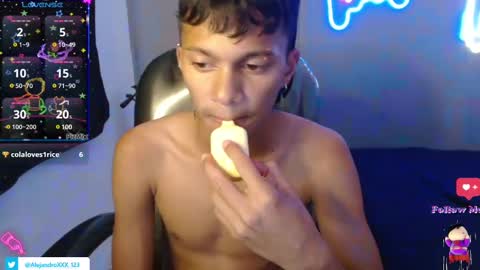 Snapshot of loistwink_1 chatting on 6, 3, 2025 LOUIS online show from 6, 3, 2025