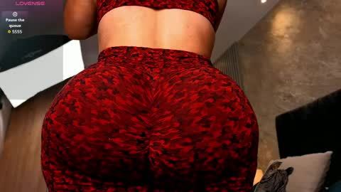 Lola Sweet online show from 8, 4, 2026