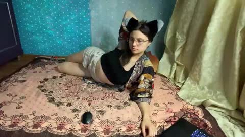 Snapshot of lola_aspis chatting on 24, 10, 2025 lola_aspis online show from 24, 10, 2025