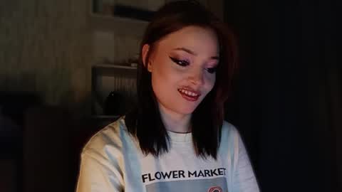 lola online show from 25, 4, 2026