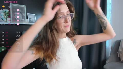 Lola online show from 11, 12, 2024