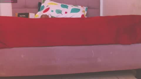 Snapshot of lola_wish chatting on 25, 10, 2025 lola_wish online show from 25, 10, 2025