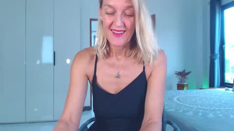 Lola online show from 9, 1, 2026