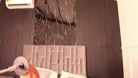 Lola Angel online show from 17, 1, 2026