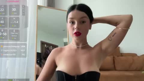 Lola online show from 24, 9, 2025