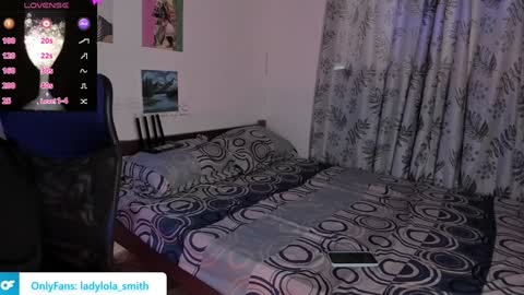 Snapshot of lolaasmith_21 chatting on 6, 1, 2025 lolaasmith_21 online show from 6, 1, 2025