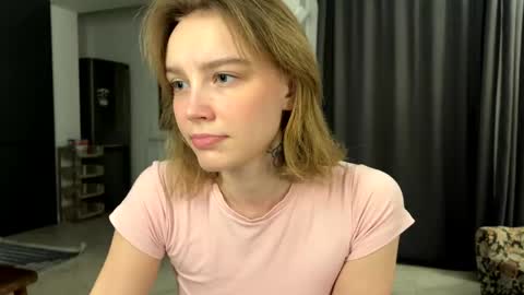 Snapshot of lolaatatee chatting on 21, 5, 2026 lolaatatee online show from 21, 5, 2026