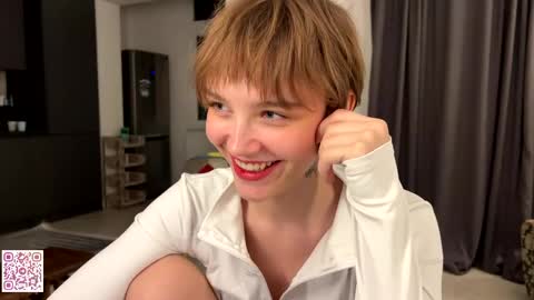 Snapshot of lolaatatee chatting on 28, 5, 2026 lolaatatee online show from 28, 5, 2026
