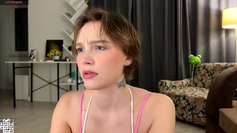 Snapshot of lolaatatee chatting on 4, 7, 2026 lolaatatee online show from 4, 7, 2026