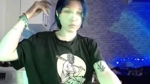 Snapshot of lolablackberry chatting on 16, 10, 2025 Lola online show from 16, 10, 2025