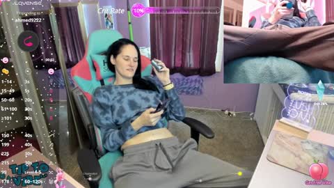 Snapshot of lolabunny9 chatting on 5, 12, 2024 Lola online show from 5, 12, 2024