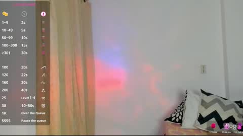 Snapshot of lolacute69 chatting on 8, 5, 2026 Lola help me get to 100 thumbs online show from 8, 5, 2026