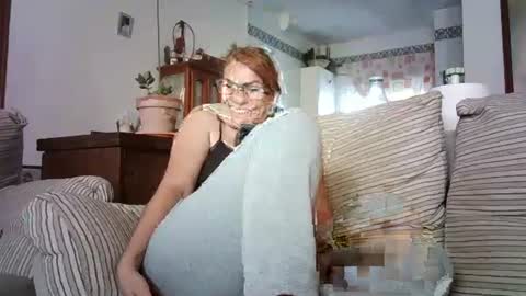 LOLA HUESO y ERIC online show from 26, 9, 2025