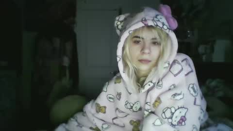 Lola Lixx online show from 7, 1, 2025