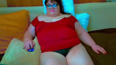 lolalove999 online show from 2, 2, 2025