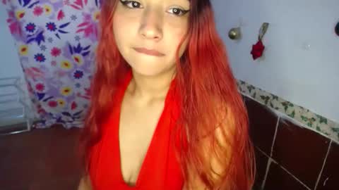 lolamourin online show from 1, 12, 2025