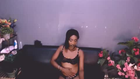 lolasavagexo online show from 5, 5, 2026
