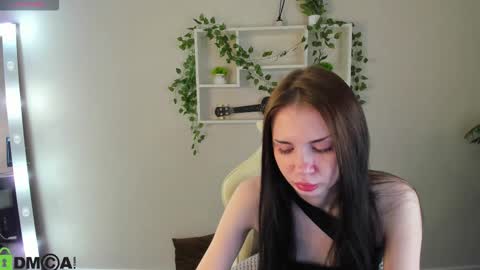 Lola online show from 4, 11, 2025