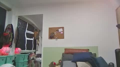 Loli online show from 10, 3, 2026