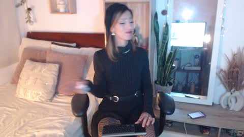 Dear tippers follow me on my new cb account lennarogers online show from 4, 1, 2025