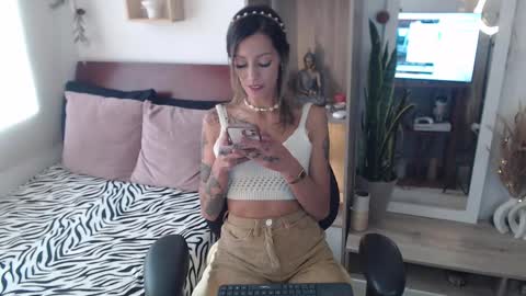 Dear tippers follow me on my new cb account lennarogers online show from 23, 2, 2025
