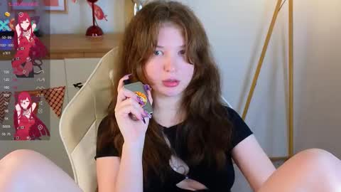 Mona online show from 5, 11, 2025