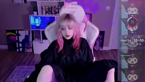 Lolly   online show from 6, 2, 2025