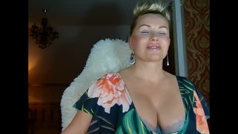 Snapshot of lollyta2023 chatting on 15, 2, 2025 Roxy online show from 15, 2, 2025