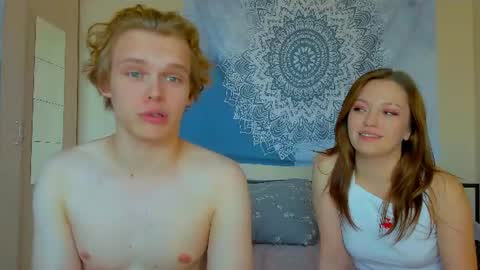 Snapshot of lolnoillimsary chatting on 19, 7, 2026 Nelis online show from 19, 7, 2026