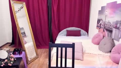 Snapshot of lolomercier chatting on 1, 3, 2025 LoloMercier online show from 1, 3, 2025