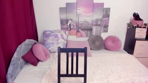 Snapshot of lolomercier chatting on 20, 9, 2025 LoloMercier online show from 20, 9, 2025