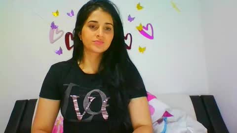 Snapshot of lomaslindosoyyo chatting on 23, 2, 2025 estehfania online show from 23, 2, 2025