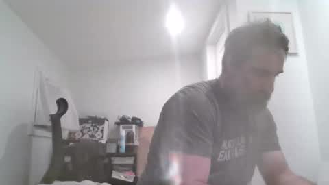 Snapshot of loml44 chatting on 10, 5, 2026 THE SEXIEST MAN ALIVE online show from 10, 5, 2026