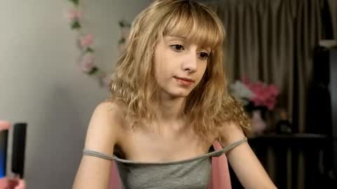 Snapshot of lonadejonge chatting on 31, 5, 2026 Sane online show from 31, 5, 2026