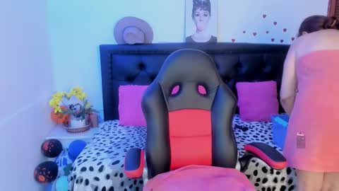 Jennifer  online show from 10, 11, 2025