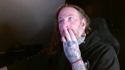 Snapshot of longhair021 chatting on 2, 2, 2025 longhair online show from 2, 2, 2025