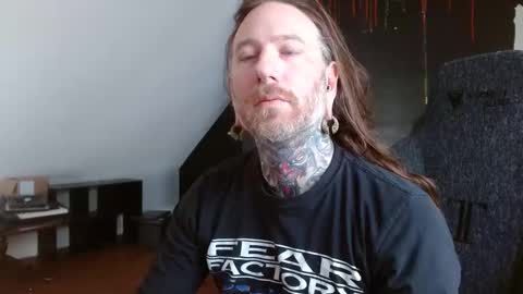 Snapshot of longhair021 chatting on 21, 2, 2025 longhair online show from 21, 2, 2025