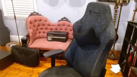 Snapshot of longhair021 chatting on 14, 9, 2025 longhair online show from 14, 9, 2025