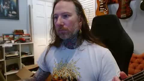 Snapshot of longhair021 chatting on 6, 10, 2025 longhair online show from 6, 10, 2025