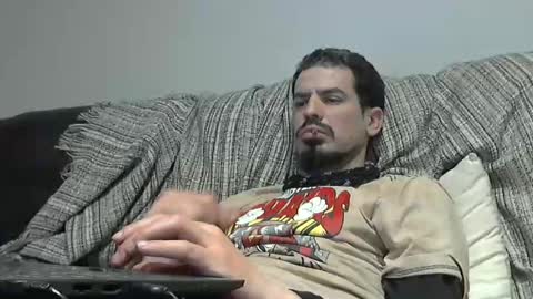 Snapshot of longnight5 chatting on 18, 2, 2025 Alejandro Rulitos Twitter longnight55 Intagram 5longnight5 online show from 18, 2, 2025