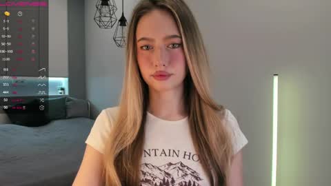 Snapshot of longoriaeva chatting on 14, 4, 2026 Eva online show from 14, 4, 2026