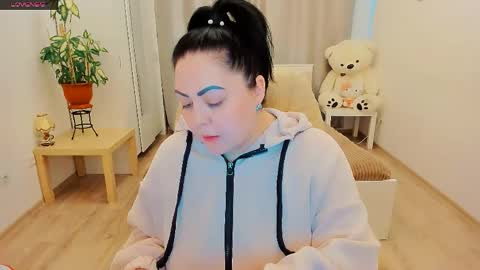 Nina online show from 3, 4, 2026