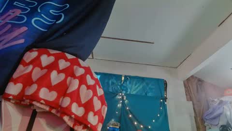 Londoncashmere69  online show from 25, 12, 2024