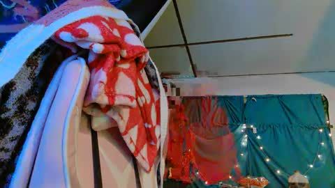 Londoncashmere69  online show from 12, 1, 2025