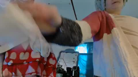 Londoncashmere69  online show from 28, 2, 2025