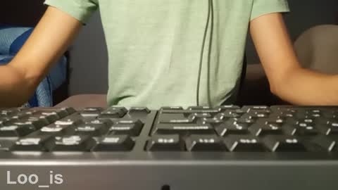 Snapshot of loo_is chatting on 30, 1, 2025 loo_is online show from 30, 1, 2025