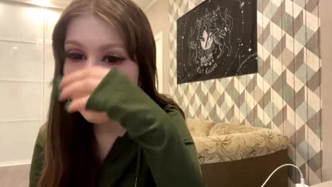 EVA online show from 7, 10, 2025