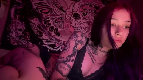 lookingforlona online show from 10, 9, 2025